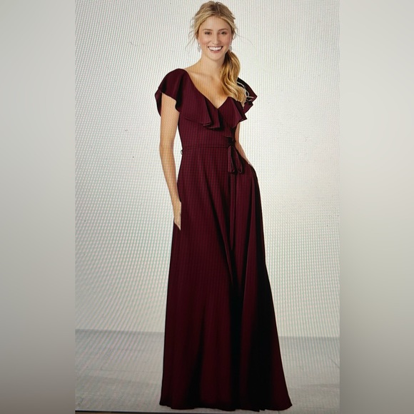 Mori Lee Dresses & Skirts - DRESS | Women’s Mori Lee bridesmaids dress size 8